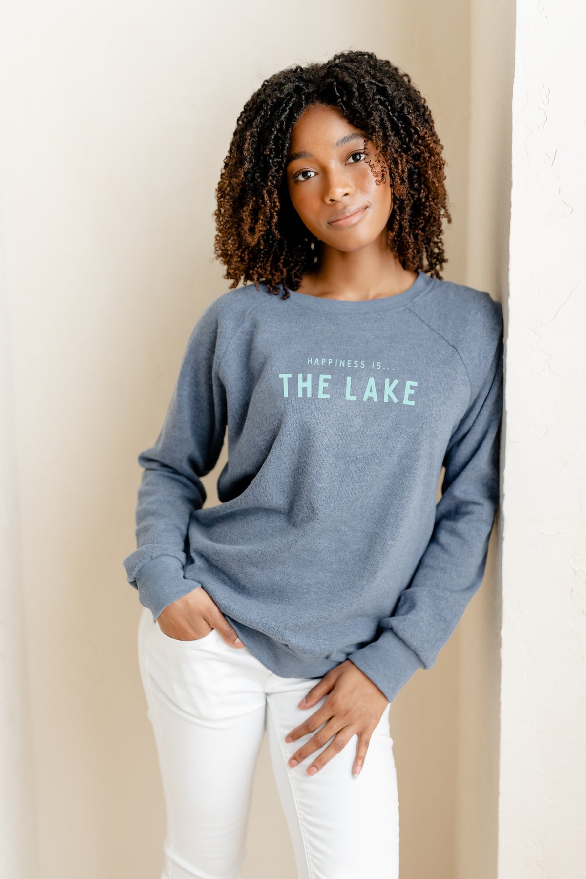 Women&#39;s Lake Crew Sweatshirt, Heather Navy