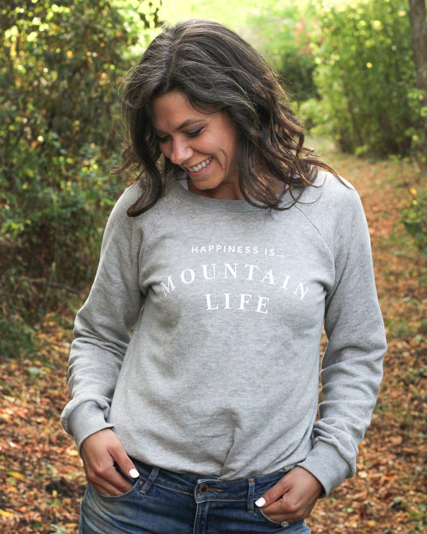 Women&#39;s Mountain Life Crew Sweatshirt, Heather Grey